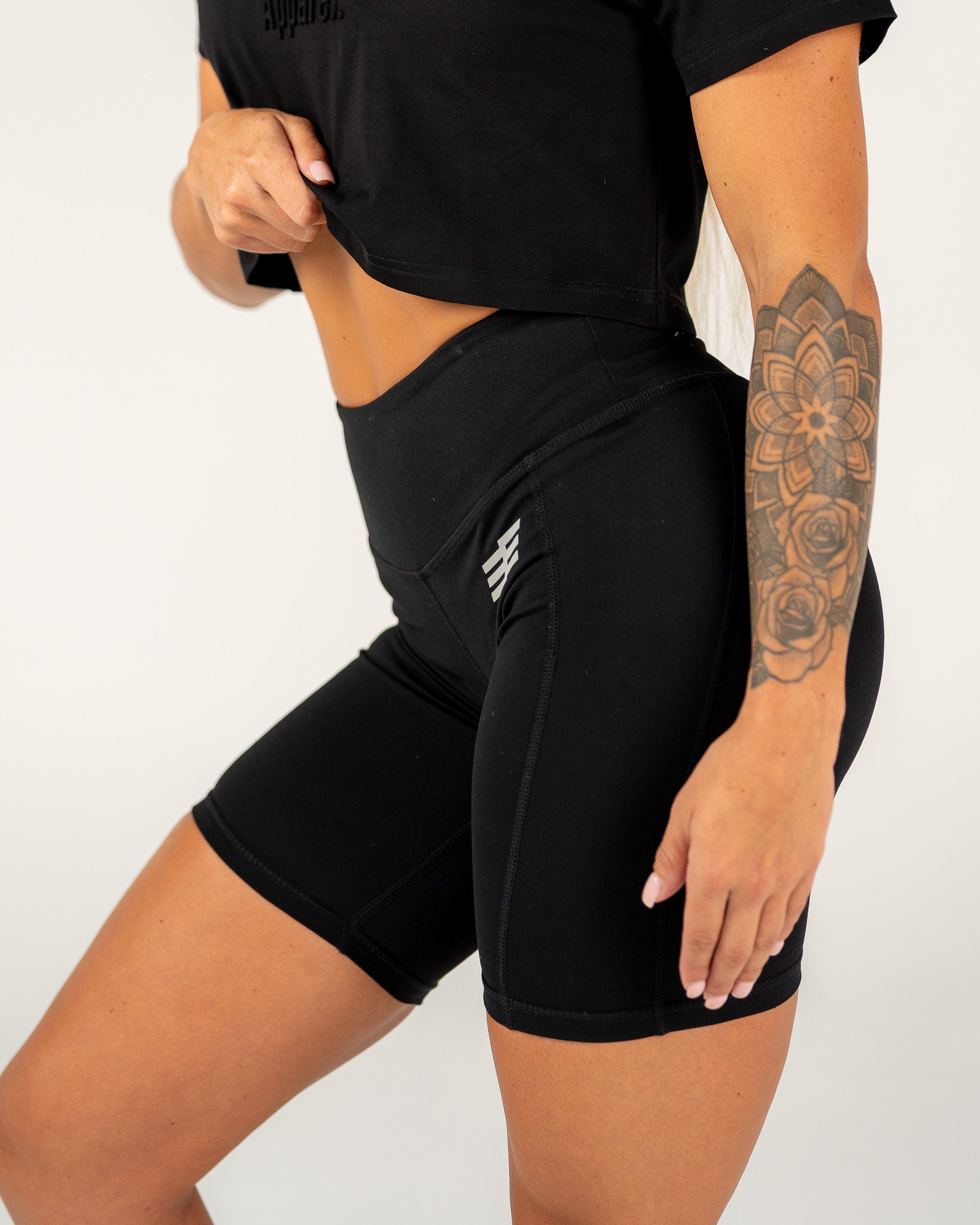 Women's Elite Bike Shorts - Black