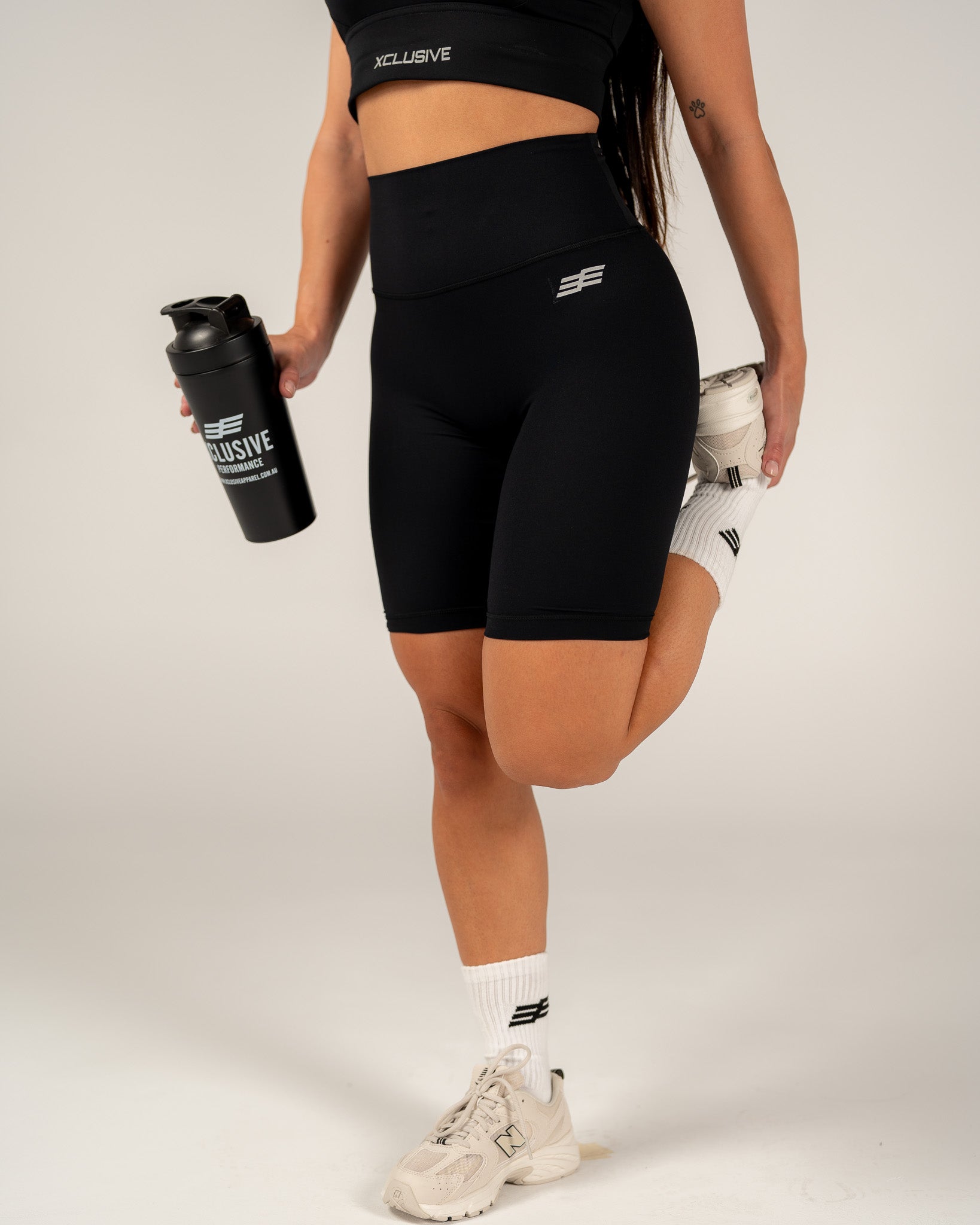 Women's Scrunch Bum Bike Shorts - Black