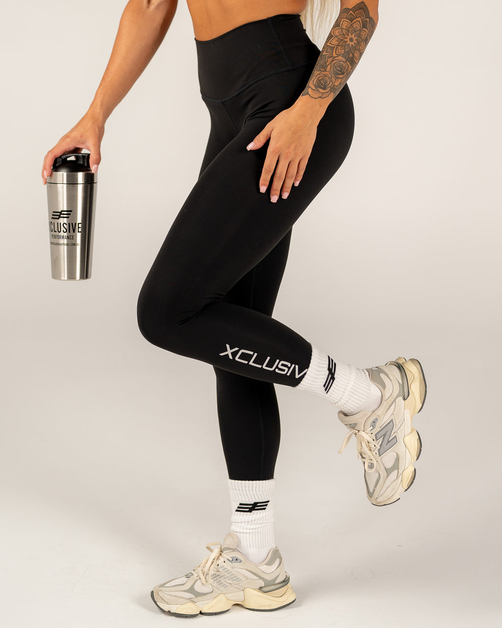 Women's Signature Leggings - Black/Silver