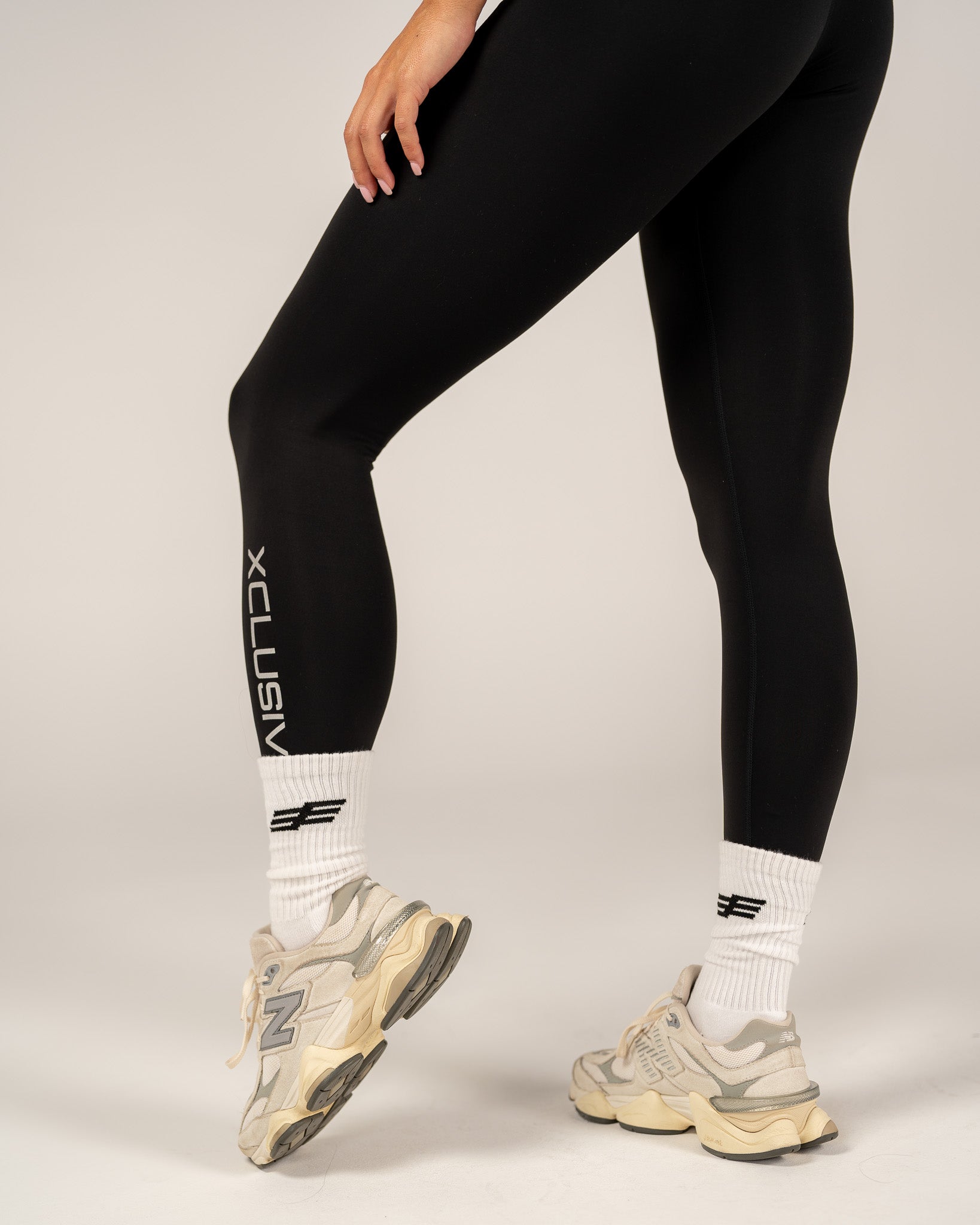 Women's Signature Leggings - Black/Silver