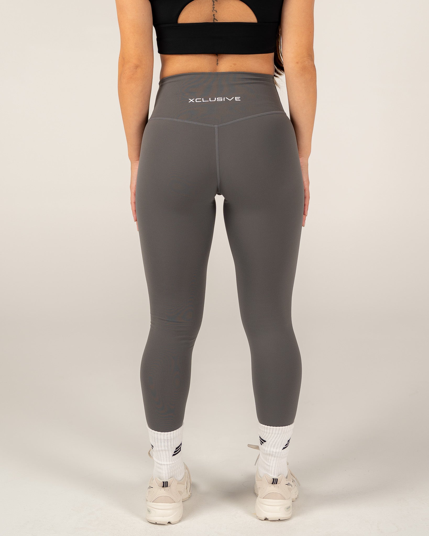 Women's Signature V-Line Leggings - Dark Grey