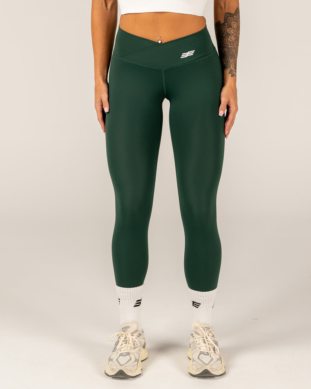 Women's Signature V-Line Leggings - Army Green