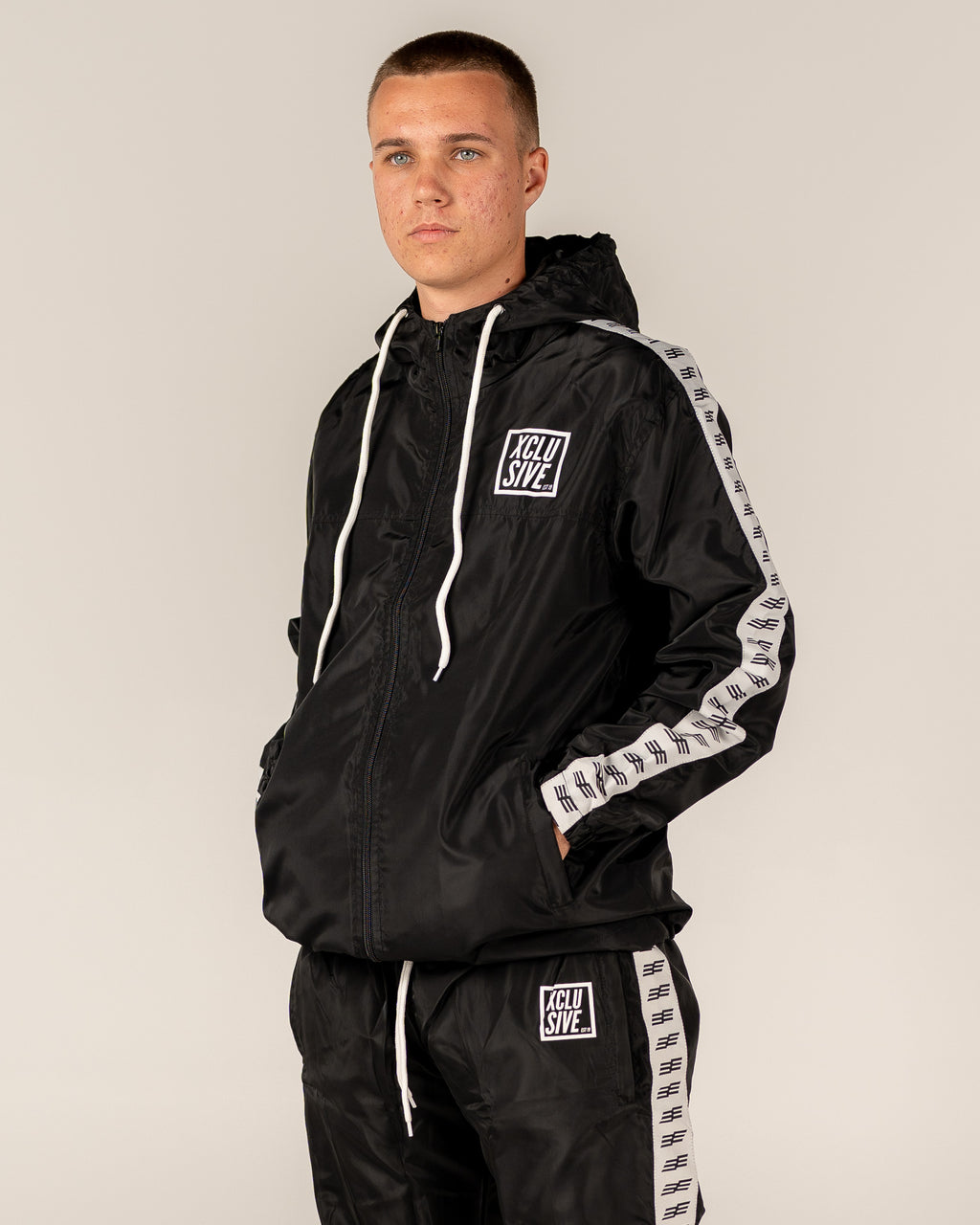 Men's Ribbon Windbreaker - Black