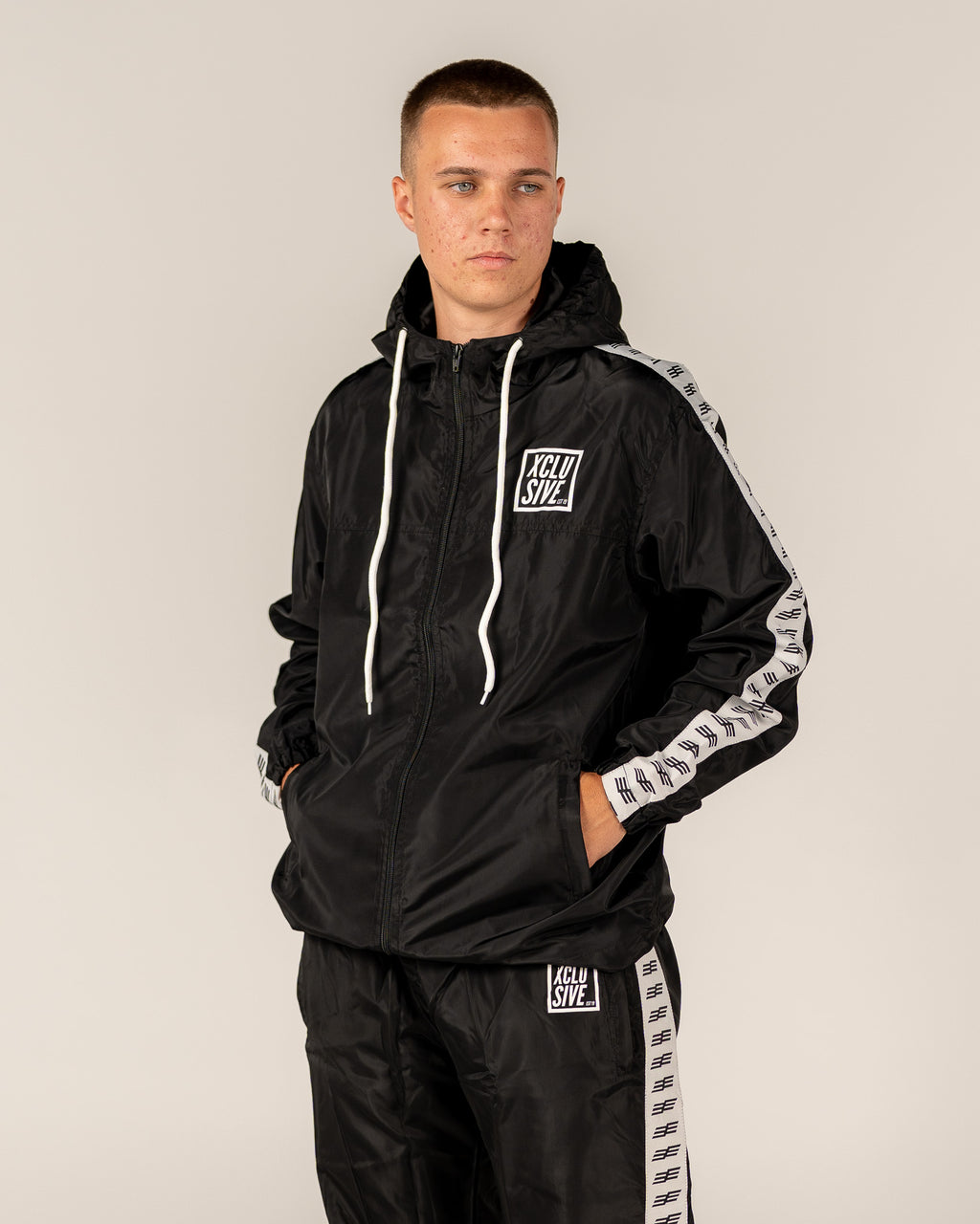 Men's Ribbon Windbreaker - Black